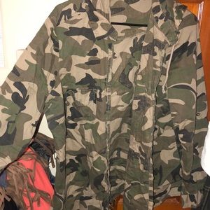 Camo layering hoodie